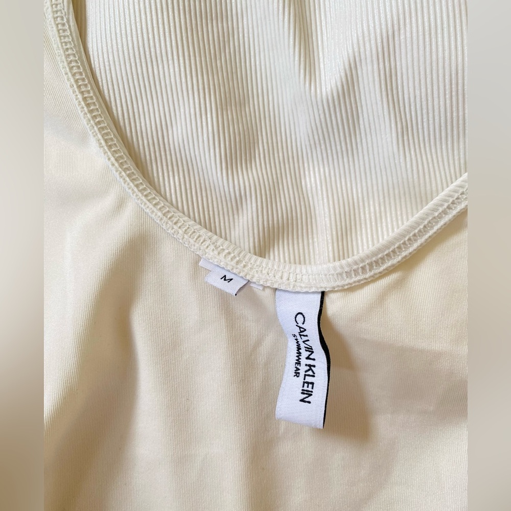Host pick 🌟CALVIN KLEIN - Core Essentials One Shoulder One Piece Swimsuit - Picture 5 of 6